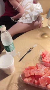 年轻绿帽夫妻，约单男，大学生体力真好，无毛白虎小娇妻，内射浪叫高潮几